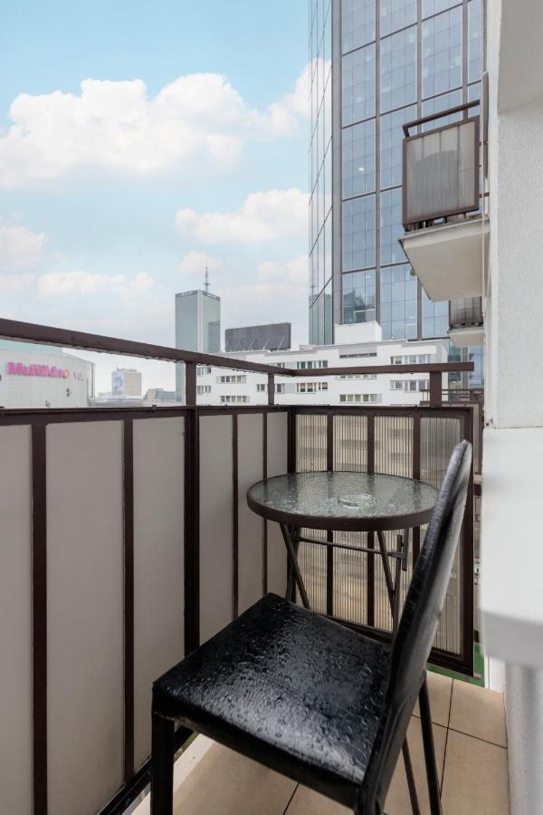 Zlota Apartment Center Of Warsaw By Noclegi Renters Экстерьер фото