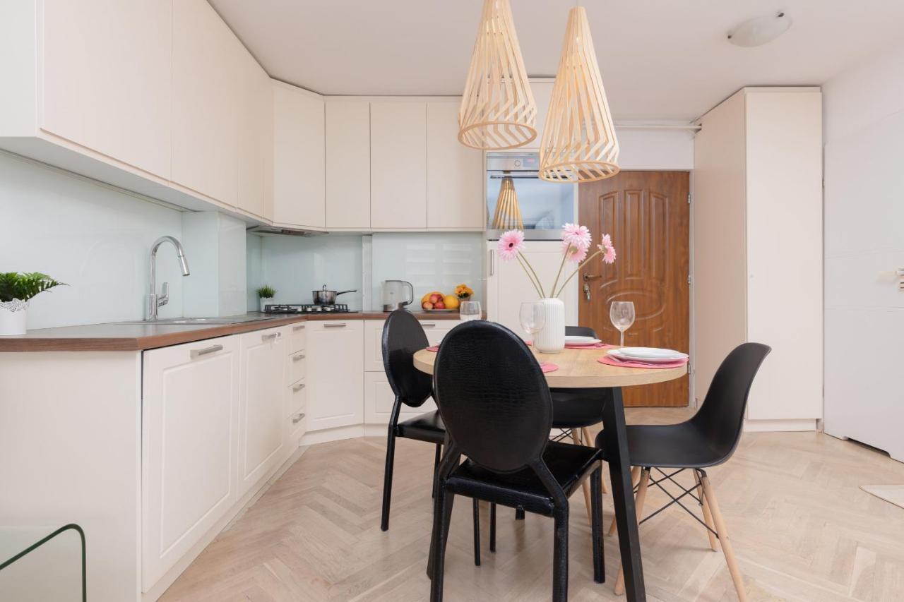Zlota Apartment Center Of Warsaw By Noclegi Renters Экстерьер фото